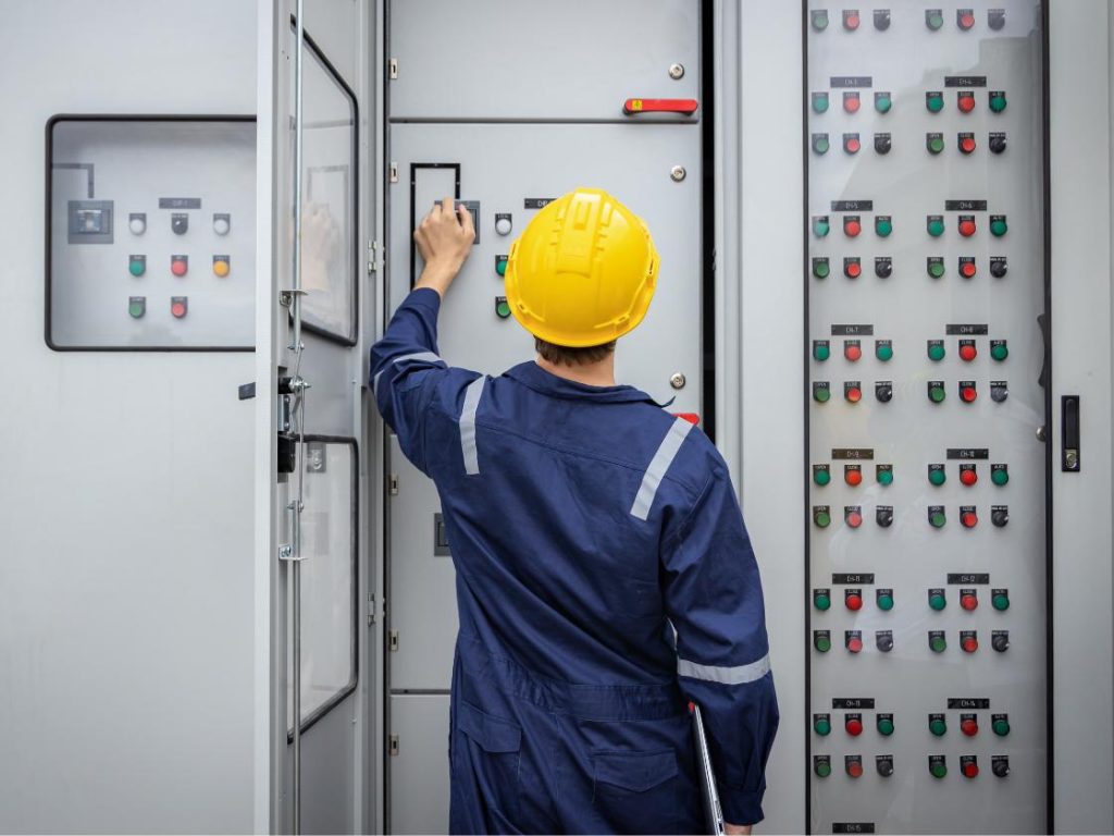 Ohne Energiemanager und Energiemanagementsystem haben es Produktionsunternehmen künftig schwer.